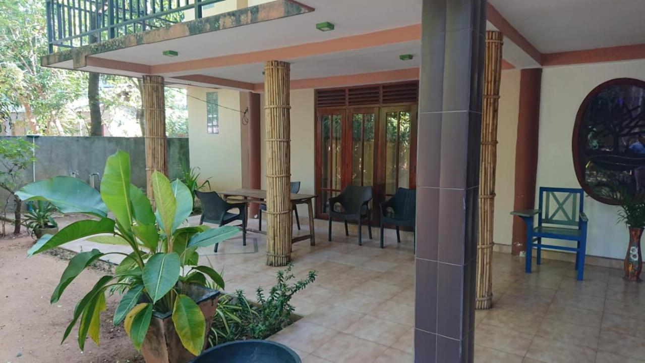 Leopard City Hostel Yala Tissamaharama Εξωτερικό φωτογραφία